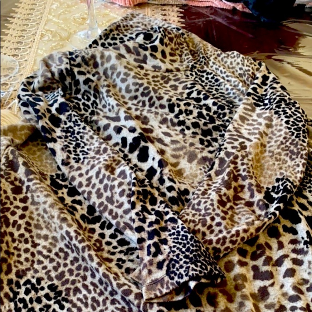 A dress long sleeve size XL